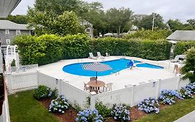 Edgartown Commons